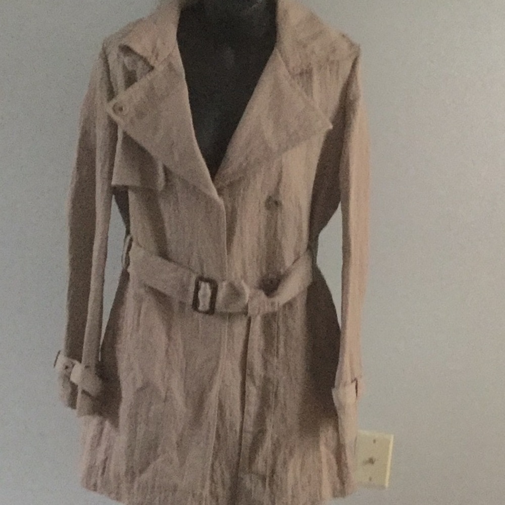Elizabeth and James Coat.Size S